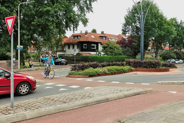 In 2013, Zwolle became the first Dutch municipality to have a bicycle traffic circle, where the main bicycle street has priority over car traffic. Photo | Matthew Bruno 