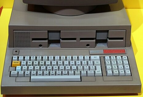 Olivetti M20 personal computer from 1982. Source: Wikimedia (CC BY 3.0)