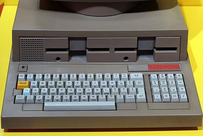 Personal computer M20 van Olivetti uit 1982 Bron: Wikimedia (CC BY 3.0) 