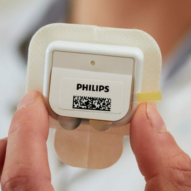 Smart patch (Photo: Catharina Hospital). Click on image for video (in Dutch)