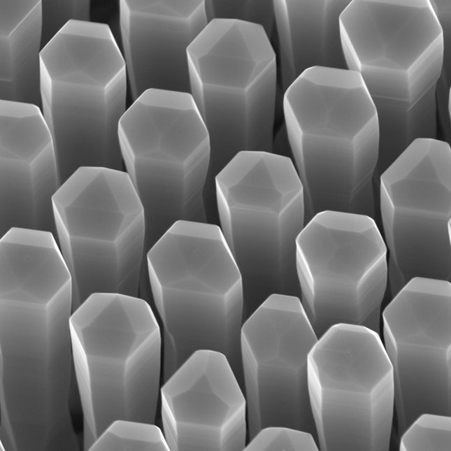 Nanowires with hexagonal silicon-germanium shells. 